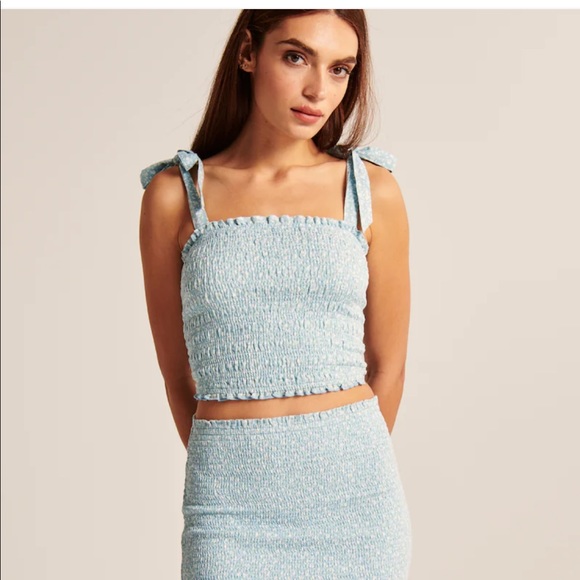 Abercrombie & Fitch Tops - Abercrombie Tie-Strap Smocked Cami Top